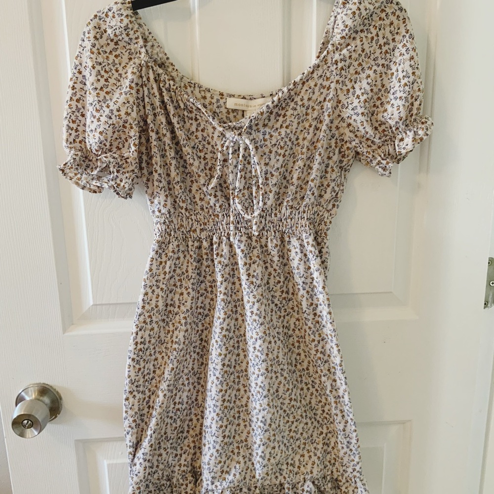 Monteau White Floral Puff Sleeve Mini Dress